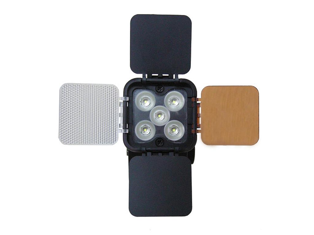 Dynacore D-L-5000F camera light